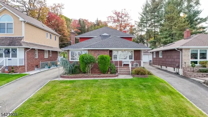 96 Lower Notch Rd, Little Falls, NJ 07424 - #2