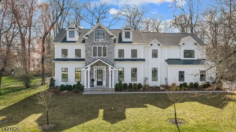 7 Woodcrest Rd, Florham Park, NJ 07932 - #1