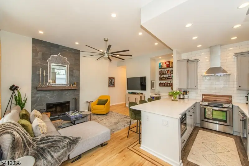 523 Trinity Pl, Westfield, NJ 07090 - #2