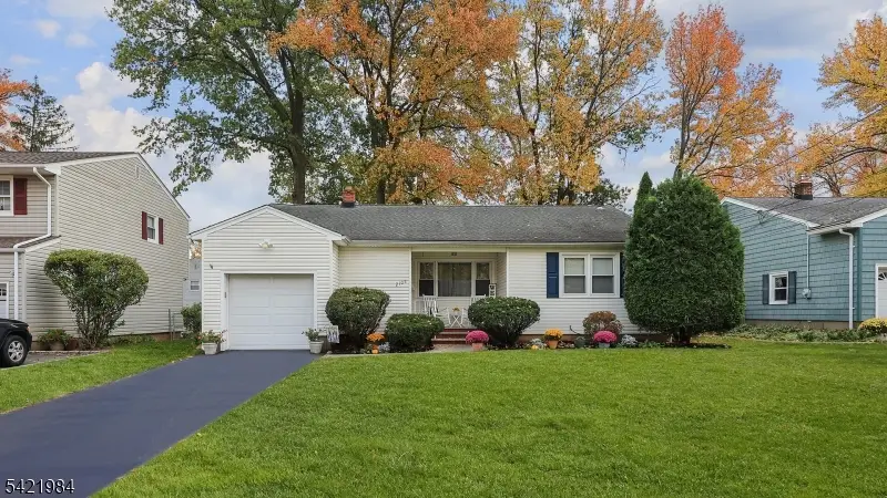 2108 Princeton Ave, Scotch Plains, NJ 07076 - #2
