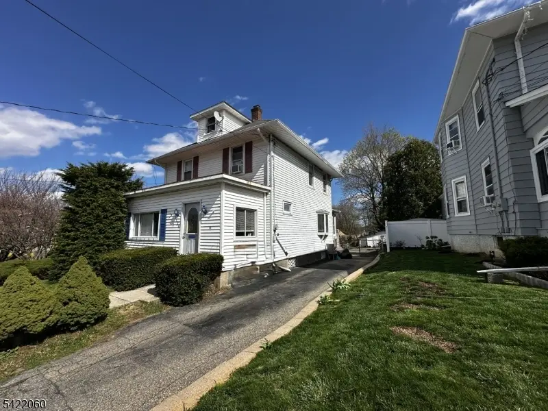 126 Bartholdi Ave, Butler, NJ 07405 - #3