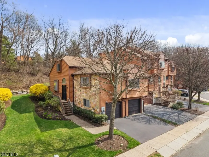 25 Flintlock Ter, Rockaway, NJ 07866 - #1