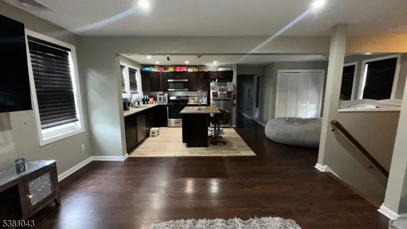 93 Howard St, Irvington, NJ 07111 - #3