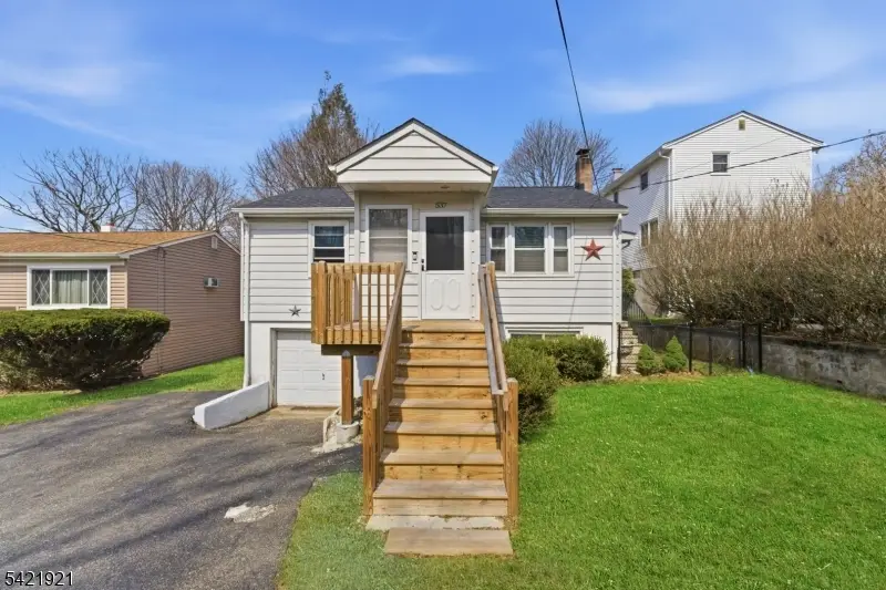 537 Rogers Dr, Landing, NJ 07850 - #1