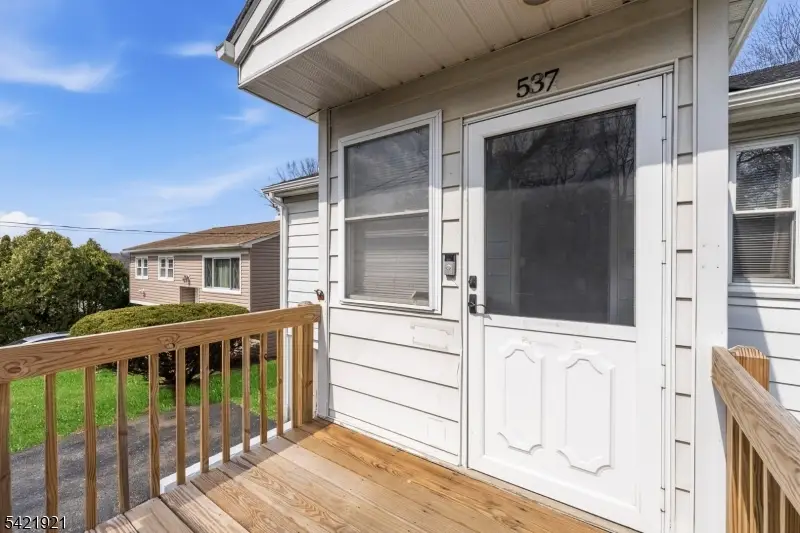 537 Rogers Dr, Landing, NJ 07850 - #2