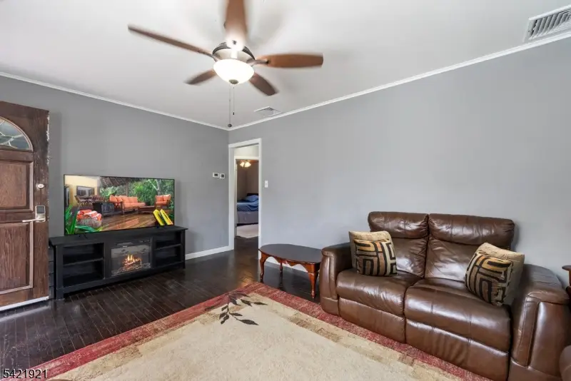 537 Rogers Dr, Landing, NJ 07850 - #3