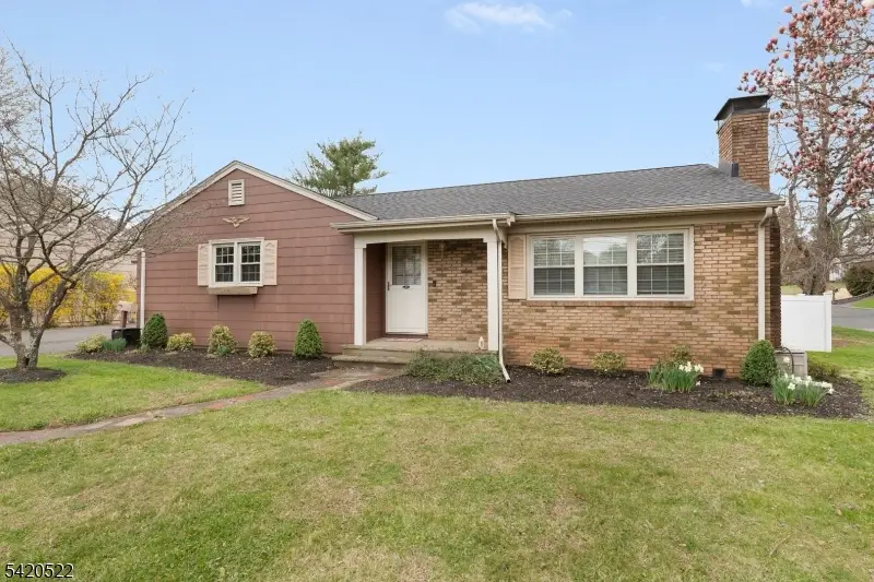 719 Brooklyn Ave, Raritan, NJ 08869 - #3