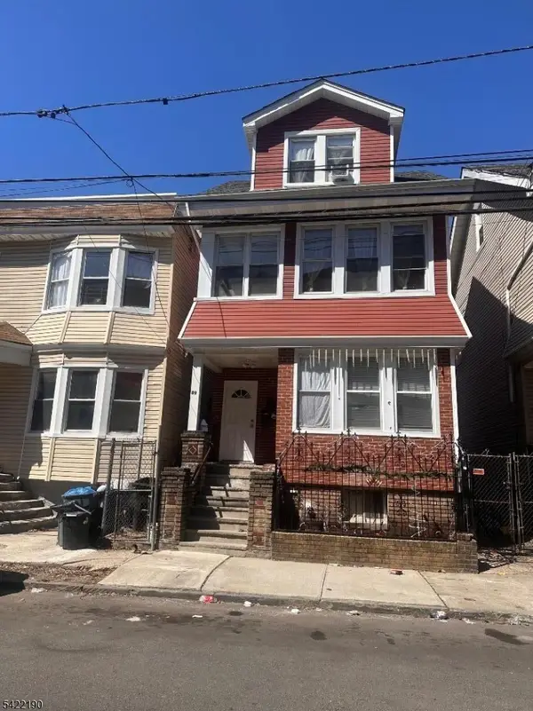 89 Aldine St, Newark City, NJ 07112