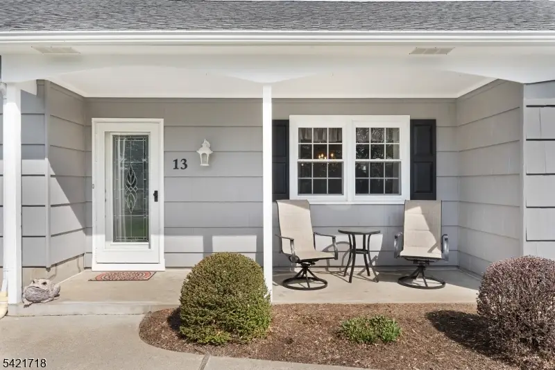 13 Hillside Dr, Clinton, NJ 08809 - #3