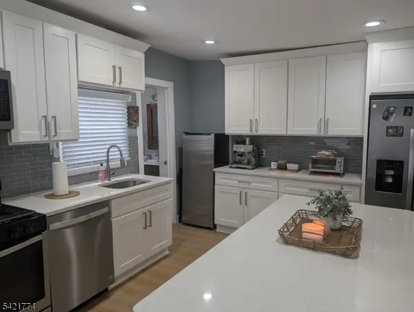 20 Dukes St #2, Kearny Town, NJ 07013