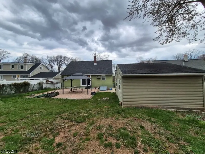 66 Independence Dr, Roselle, NJ 07203 - #1