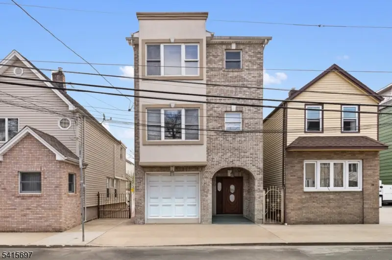 46 Barbara St, Newark, NJ 07105 - #1