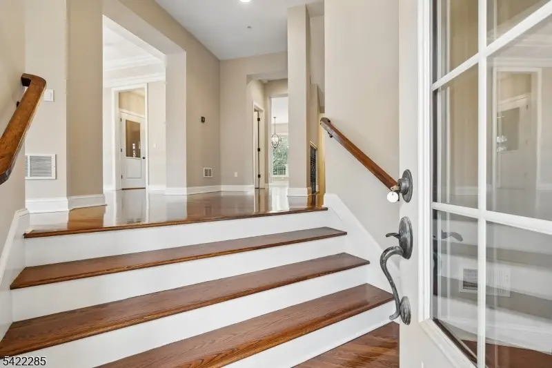 6 Howland Ter, Morris, NJ 07960 - #3