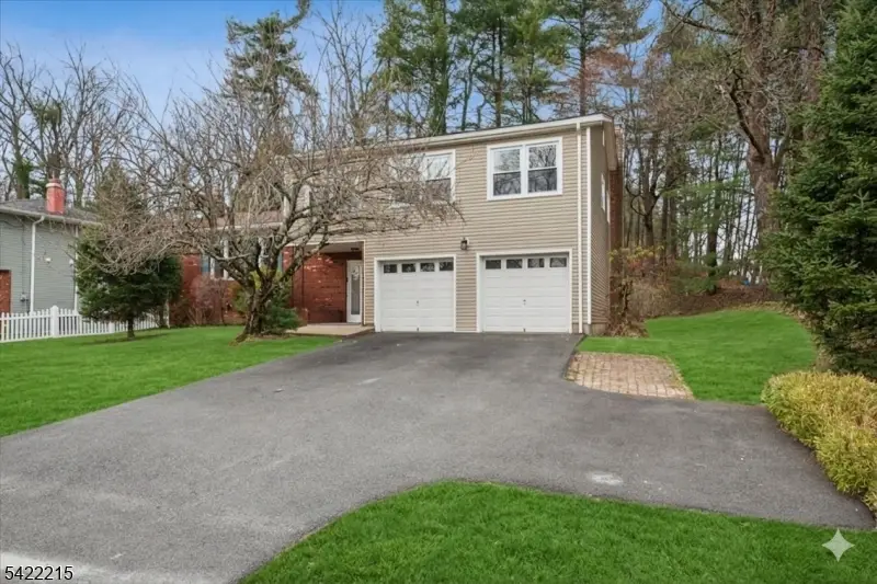 61 N Hillside Ave, Kenvil, NJ 07876 - #2