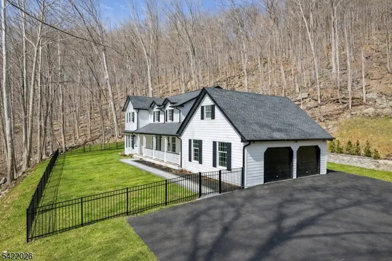 146 Rockaway Rd, Tewksbury, NJ 08833 - #3