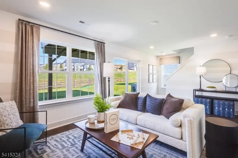 79 Eastwood Ter #79, East Hanover, NJ 07936 - #3