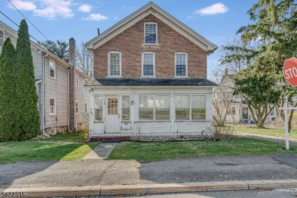 101 Madison St, Newton Town, NJ 07860