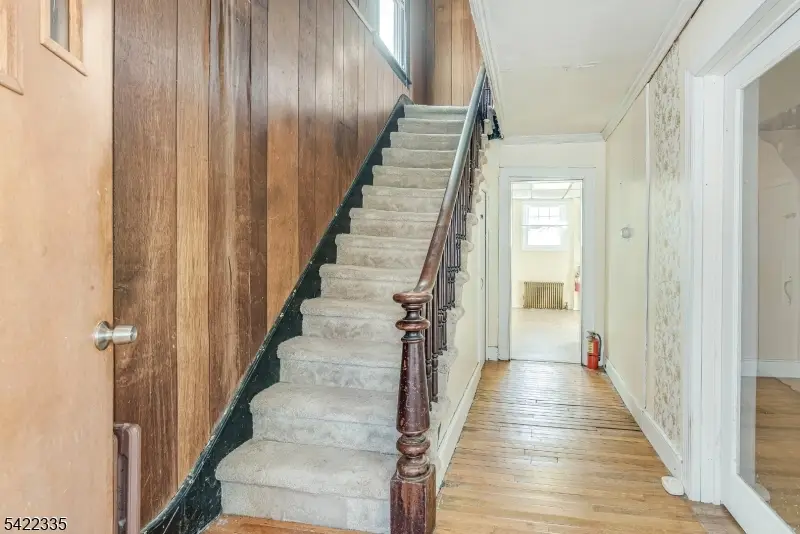 101 Madison St, Newton, NJ 07860 - #3