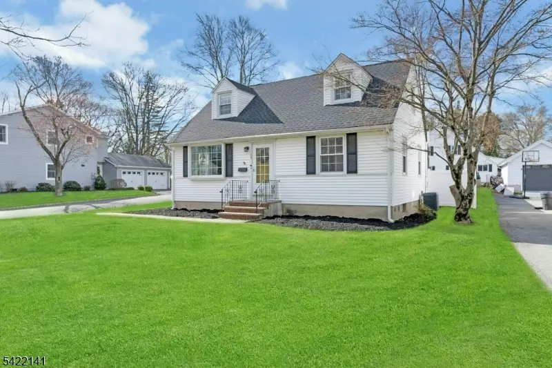 24 Central Ave, Morris Plains, NJ 07950 - #2