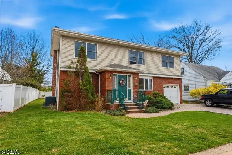 357 Edgewood Rd, Linden, NJ 07036 - #3