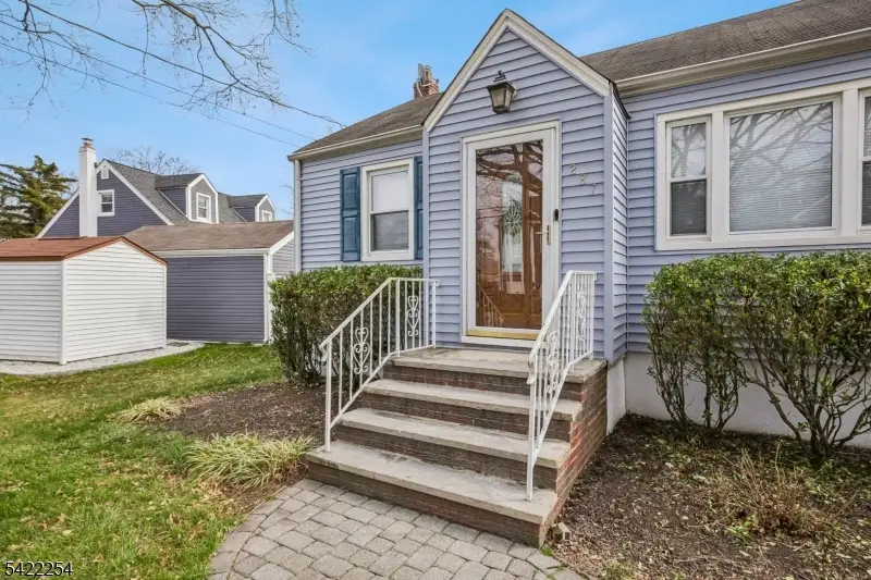 287 Roosevelt Ln, Kenilworth, NJ 07033 - #3