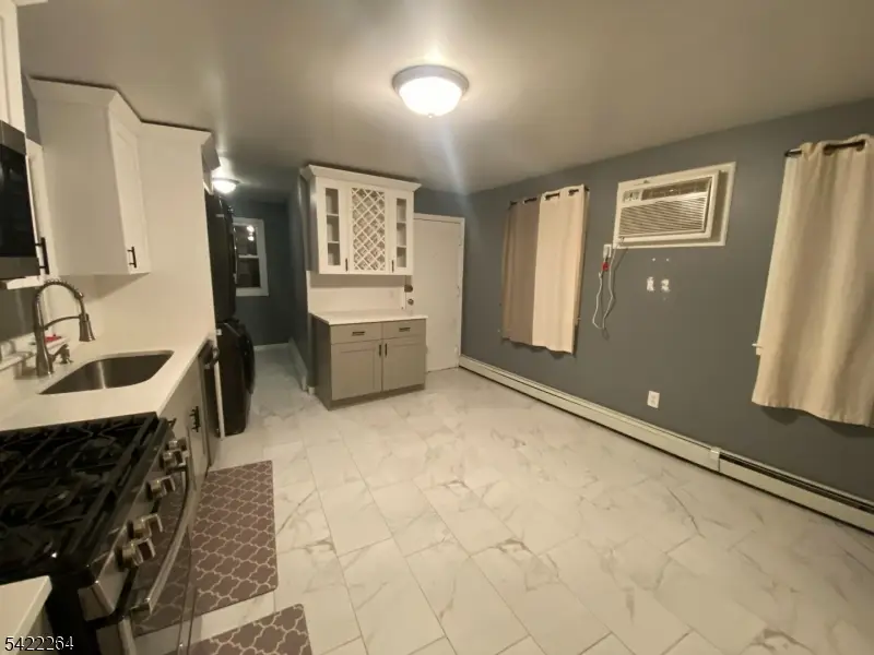 64 Congress St, Newark, NJ 07105 - #3