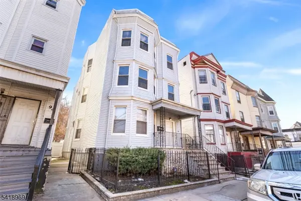 96 11th Ave, Newark City, NJ 07107