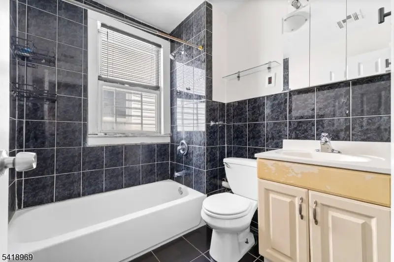 96 11th Ave, Newark, NJ 07107 - #3