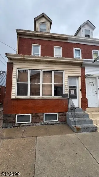 182 Liberty St, Trenton, NJ 08611 - #1