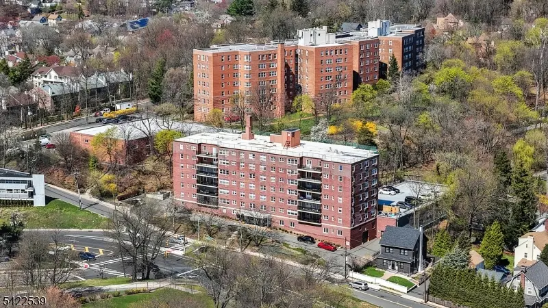 415 Claremont Ave, Montclair, NJ 07042 - #1