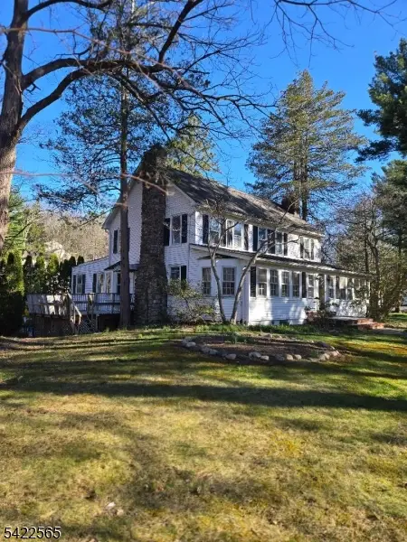 1 Pioneer Trl, Jefferson, NJ 07438 - #2