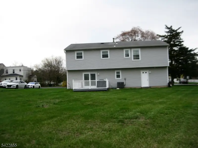 372 W Point Ave, Franklin, NJ 08873 - #3