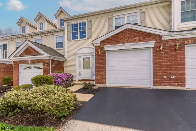 504 Reading Cir, Bradley Gardens, NJ 08807 - #2