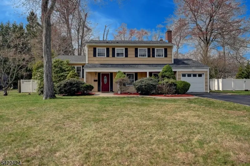 52 W William St, Lincoln Park, NJ 07035 - #1