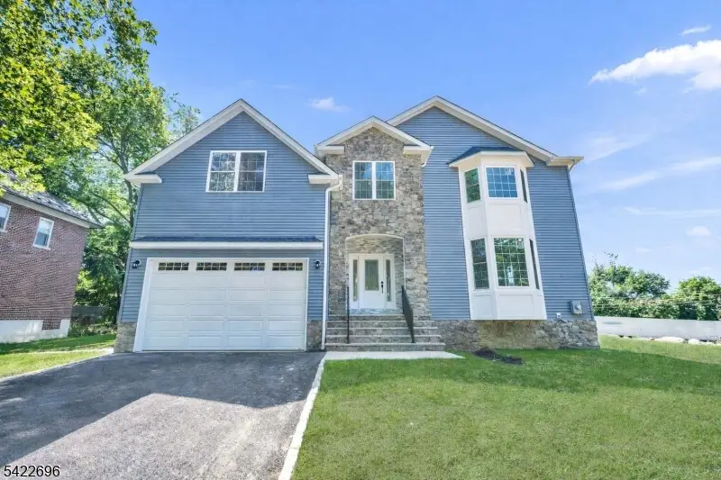 210 Corliss Avenue, Phillipsburg, NJ 08865 - #2