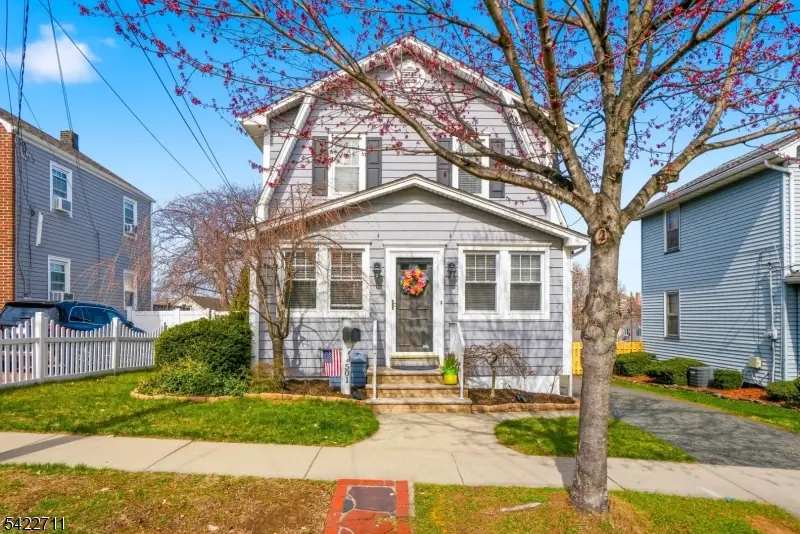 501 Chase Ave, Lyndhurst, NJ 07071 - #3