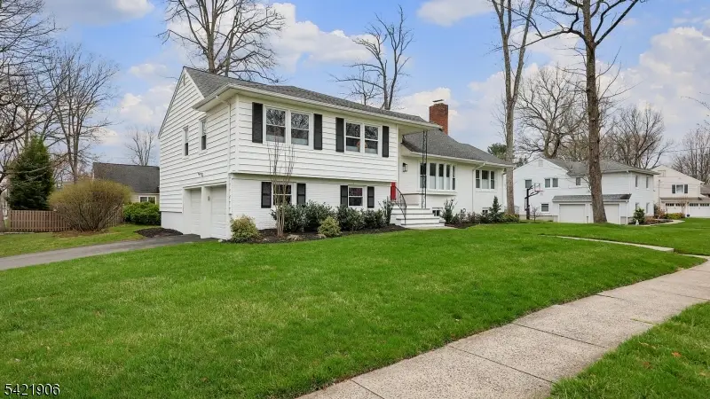 401 Poe Ave, Westfield, NJ 07090 - #3