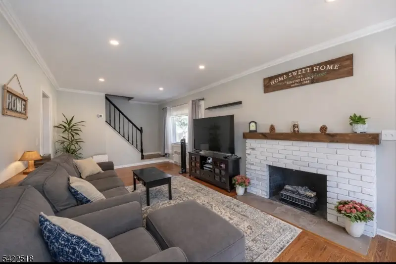 19 Bond Pl, West Caldwell, NJ 07006 - #2