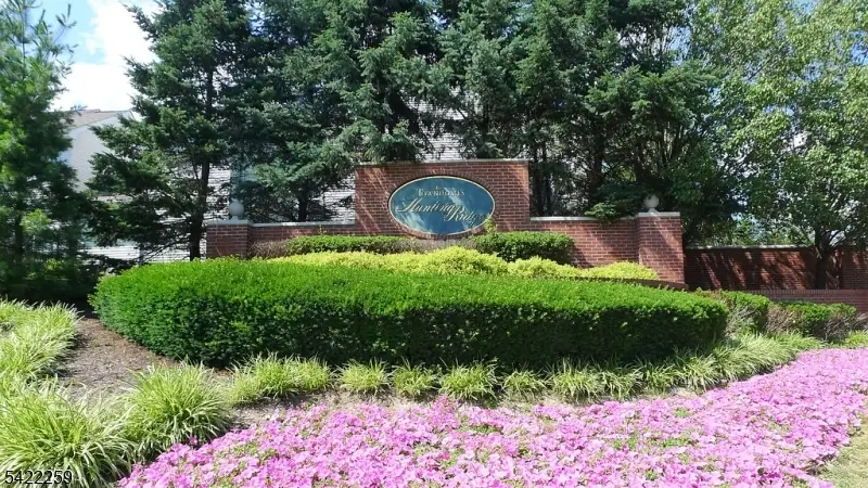 17 Gordon Cir, Parsippany, NJ 07054 - #1