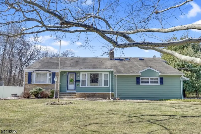 705 Schoolhouse Ln, Bound Brook, NJ 08805 - #1