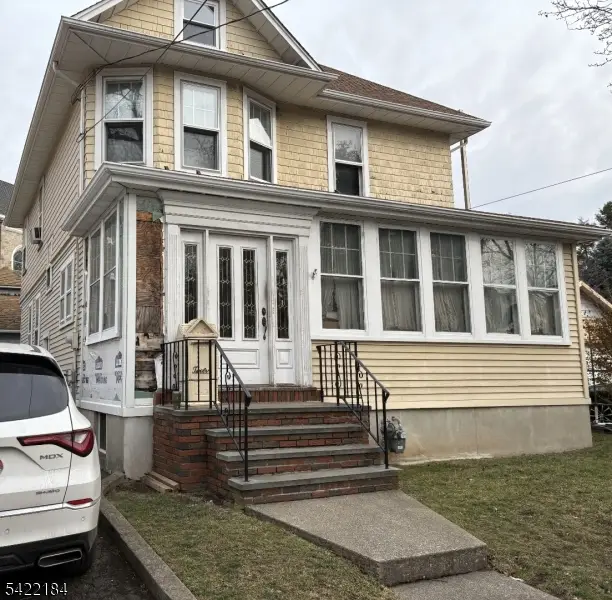 12 Maple Pl, Clifton, NJ 07011 - #1