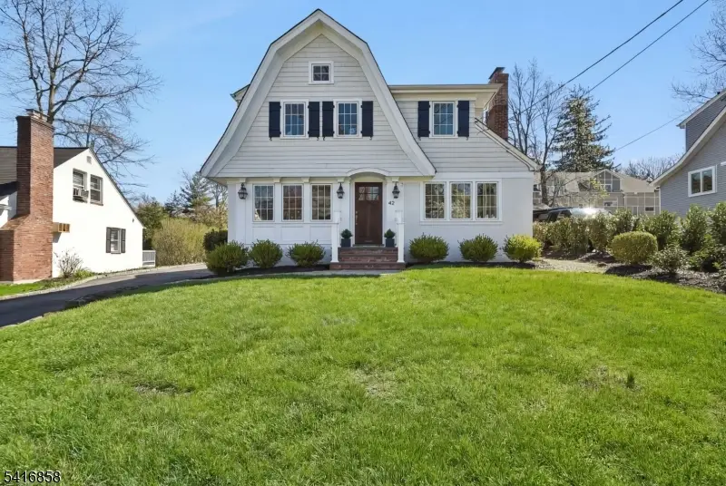 42 Locust Dr, Summit, NJ 07901 - #1