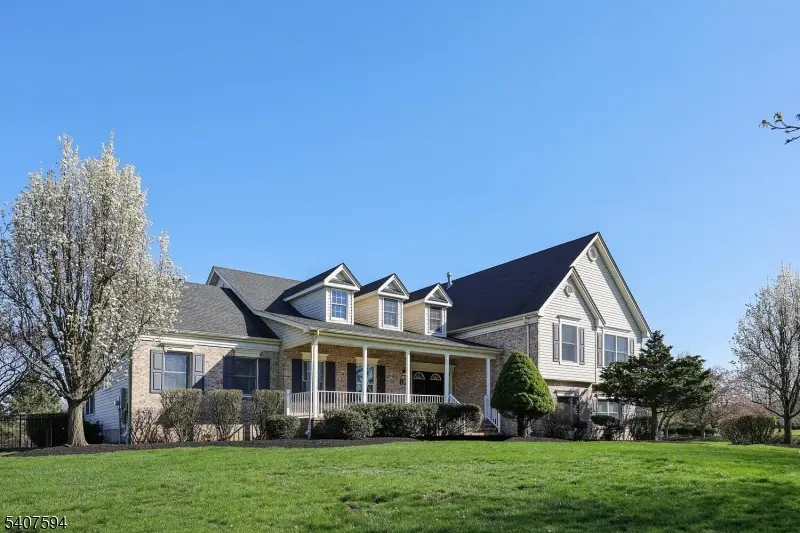 82 Oxford Pl, Hillsborough, NJ 08844 - #2