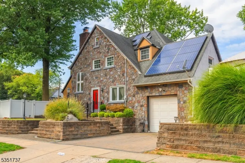 426 Walnut St, Roselle, NJ 07203 - #2