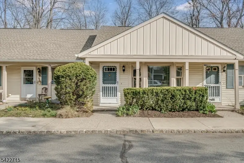 79 Carriage Ln, Lake Mohawk, NJ 07871 - #2