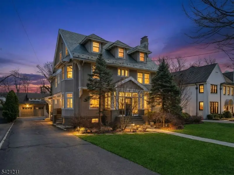 108 Maplewood Ave, Maplewood, NJ 07040 - #2