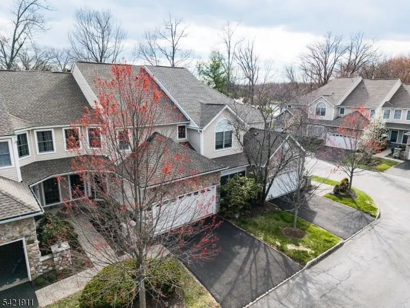 97 Winged Foot Dr, Livingston, NJ 07039 - #3