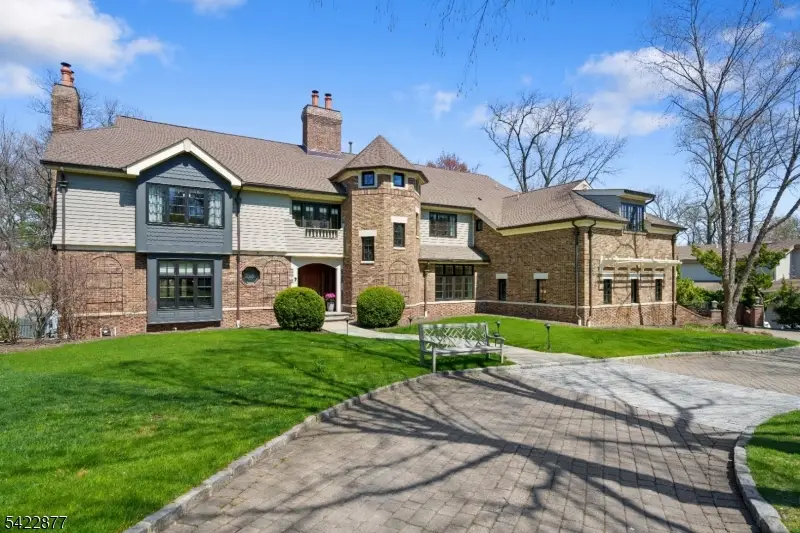 54 Hamilton Dr, North Caldwell, NJ 07006 - #3