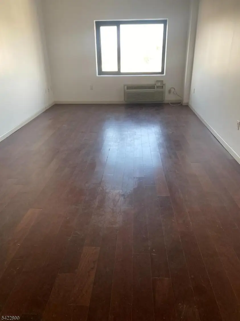 1 Carriage City Plz, Rahway, NJ 07065 - #3