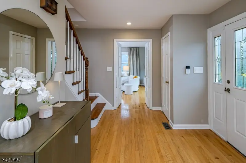 10 Hoagland Dr, Belle Mead, NJ 08502 - #2